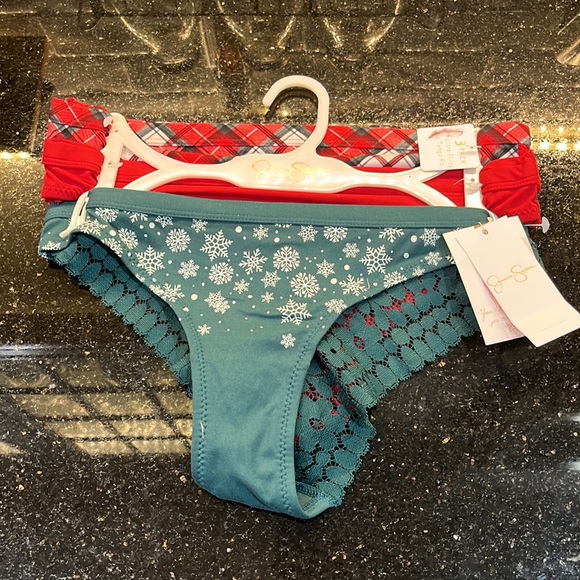 New With Tags Set Of Three Adorable Panties - Picture 2 of 4